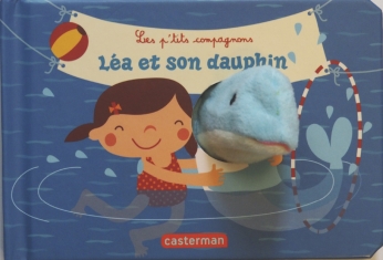 Léa et son dauphin Léa et son dauphin